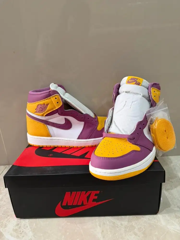 Jordan 1 High OG Brotherhood DS