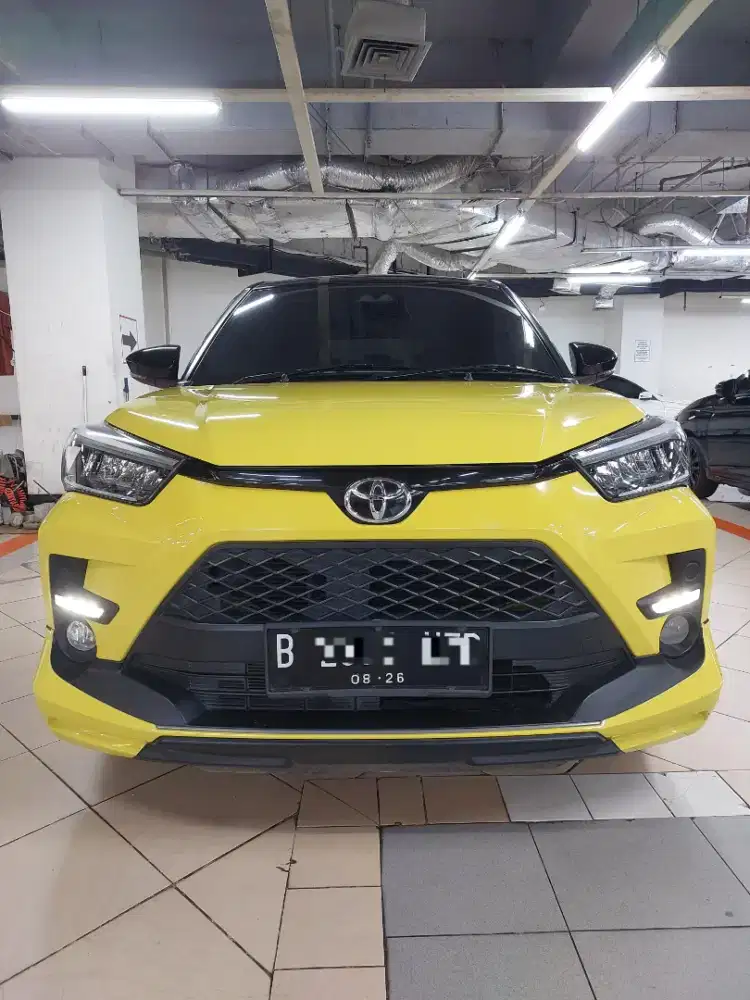 Toyota Raize 1.0 GR TSS Two Tone 2021 Bensin