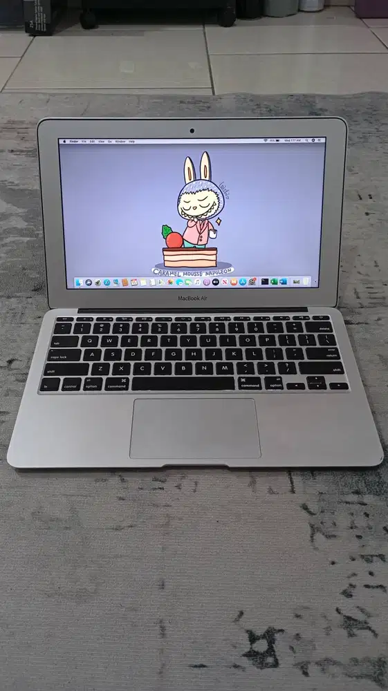MacBook Air 11 2014 — I5 / 4GB / 128GB