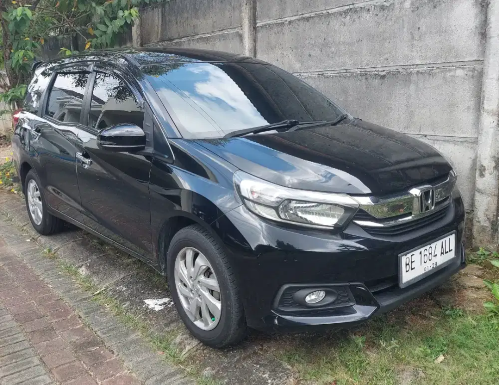 Dijual Honda Mobilio nego tipis