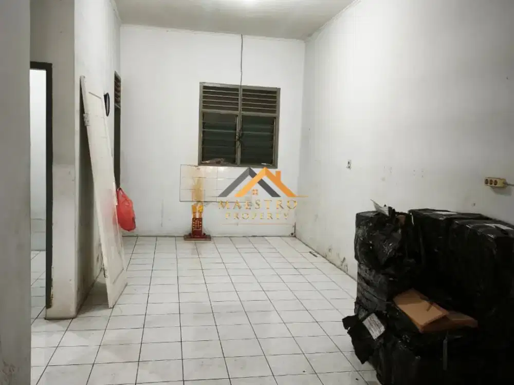 Disewakan Rumah Kondisi Siap Huni Komplek Cemara Hijau Jalan Metal