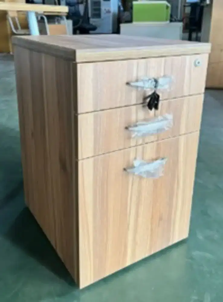 Mobile Drawer 03