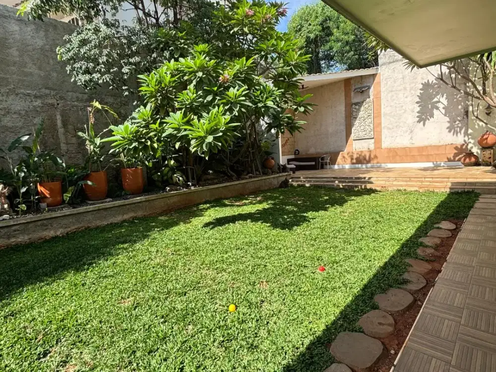 Estate Mewah dengan Private Pool Furnished area Pesanggrahan PU-17352