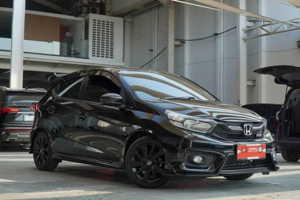 HONDA BRIO RS URBANITE A/T 2022 HITAM