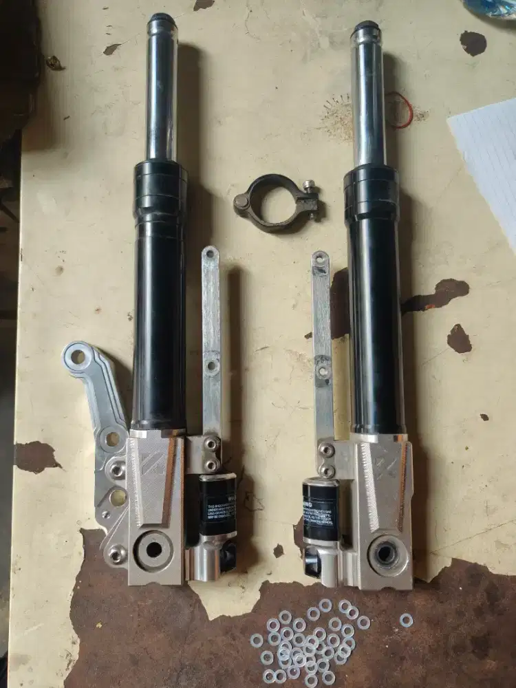 Shockbreaker depan buat aerox new