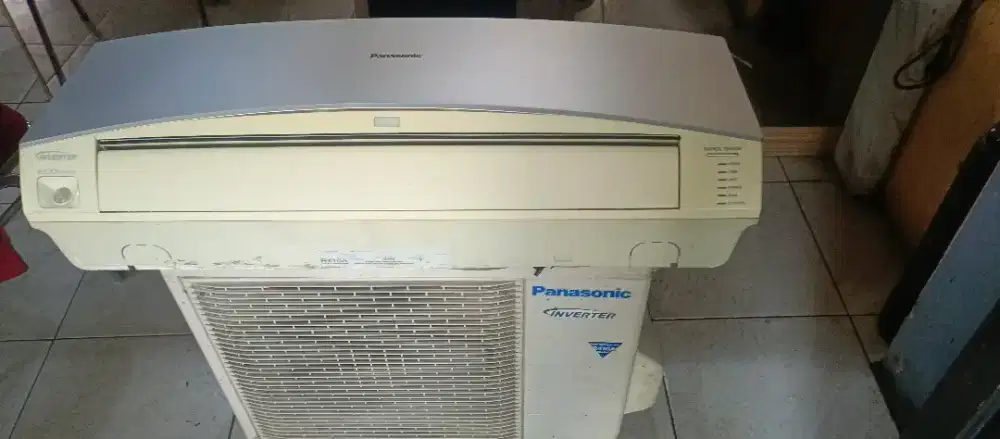 Acsplit merk panasonic inverter 1pk dingin bagus bergaransi