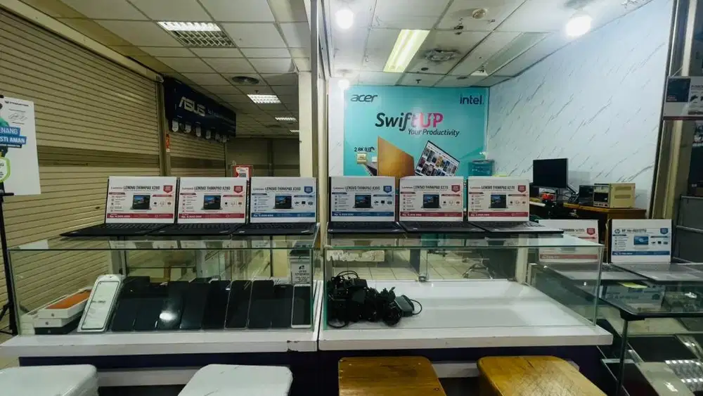 Servis laptop dan HP