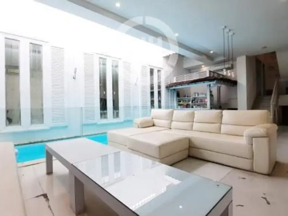 Rumah di kelapa Nias Kelapa Gading Bangunan Bergaya Traditional Modern