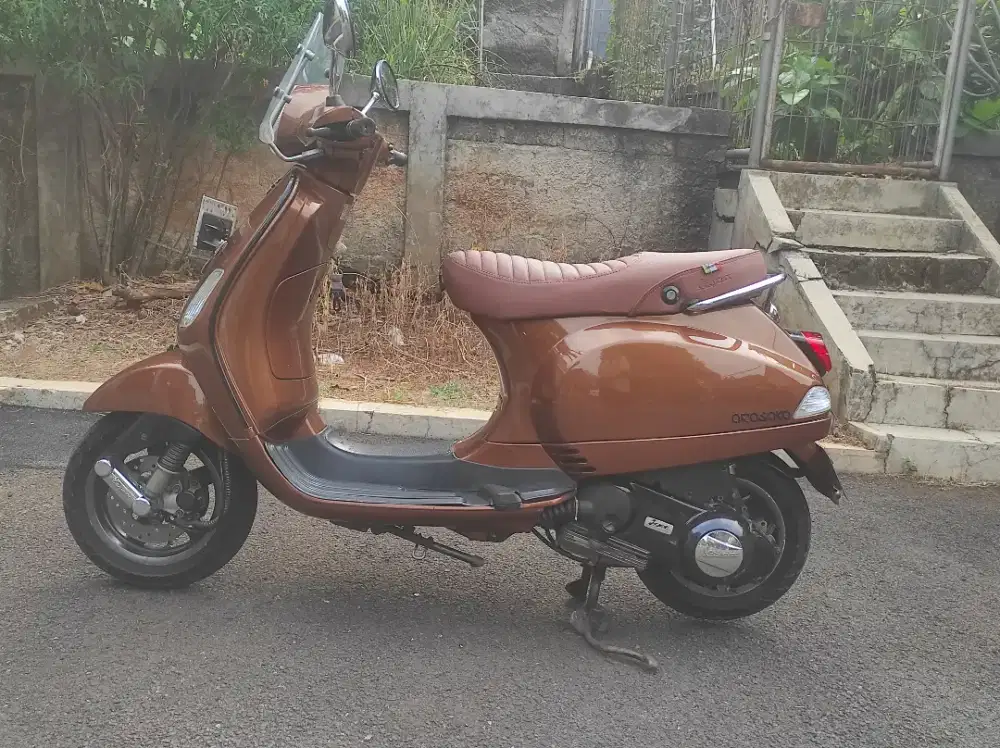 Piaggio Vespa LX150 v2