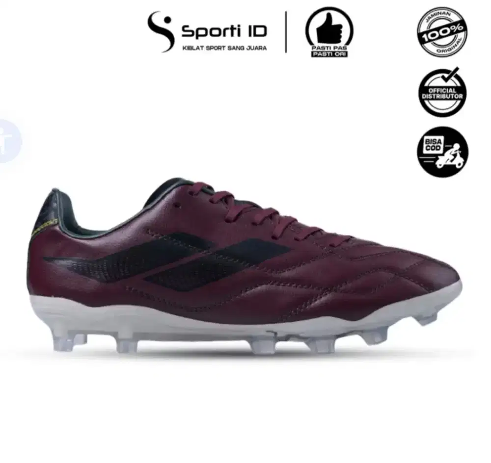 Sepatu Bola Mills