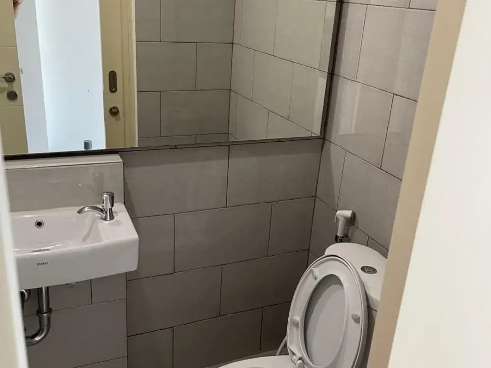APARTEMEN AMOR DIATAS  PAKUWON CITY MALL UNIT BARU KOSONGAN