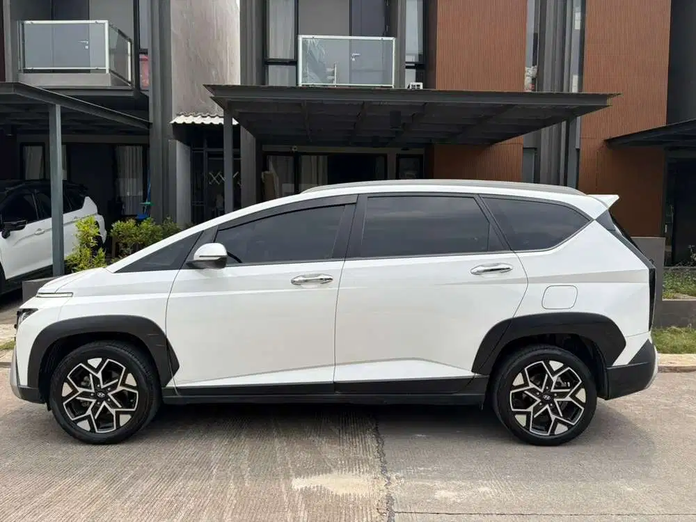 Hyundai Stargazer X 2023 Bensin