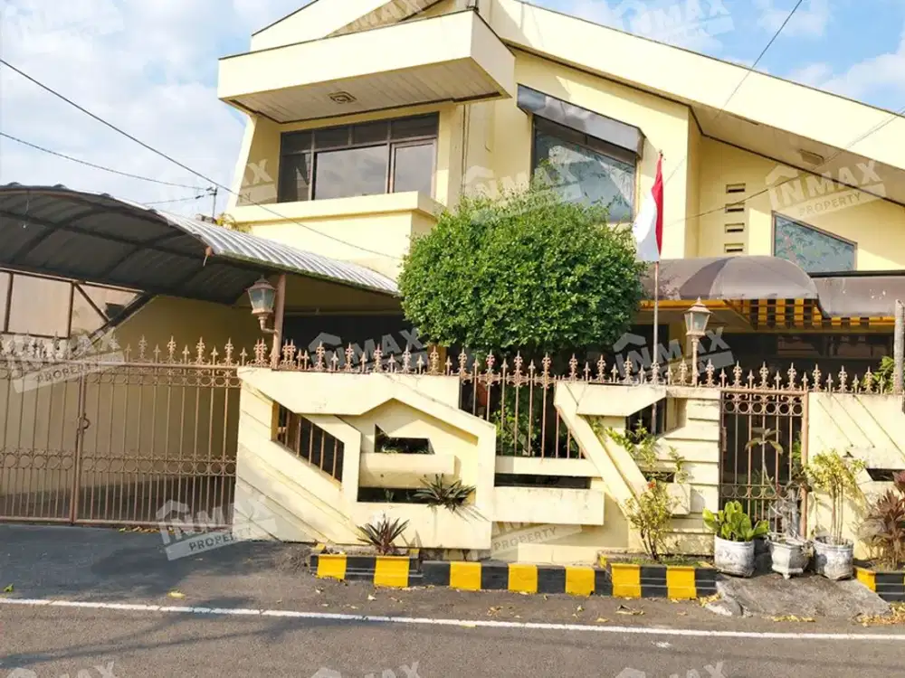 Rumah Luas 2 Lantai Akses Jalan Utama Sukun Dekat Rs Soepraoen