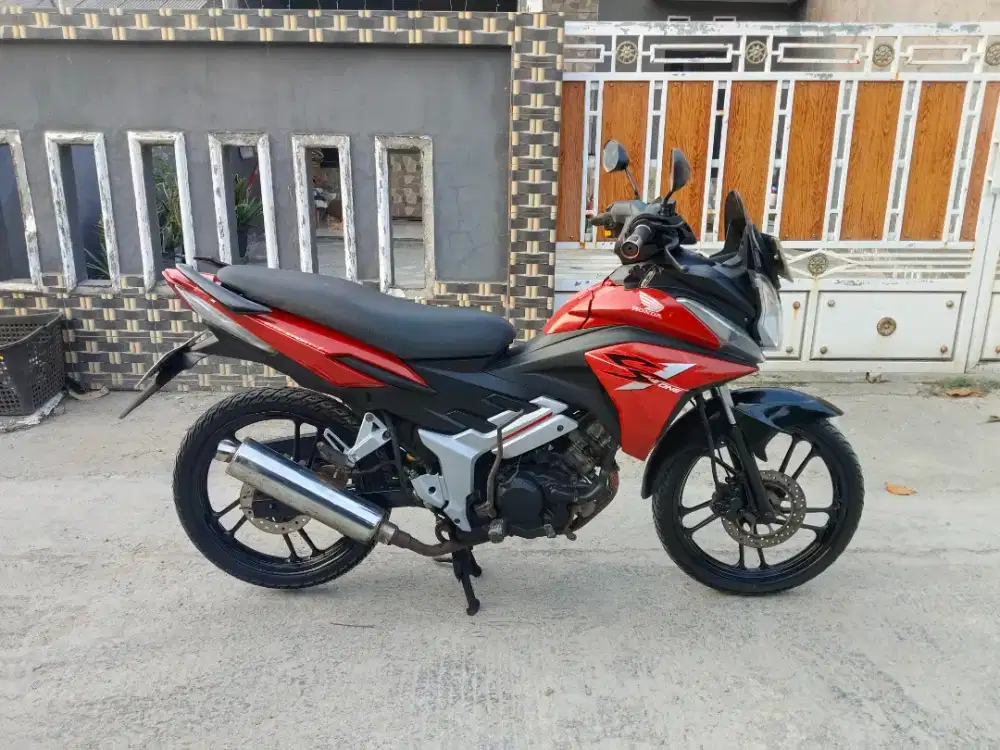 Honda CS1 tahun 2011 di Tangerang, siap pakai