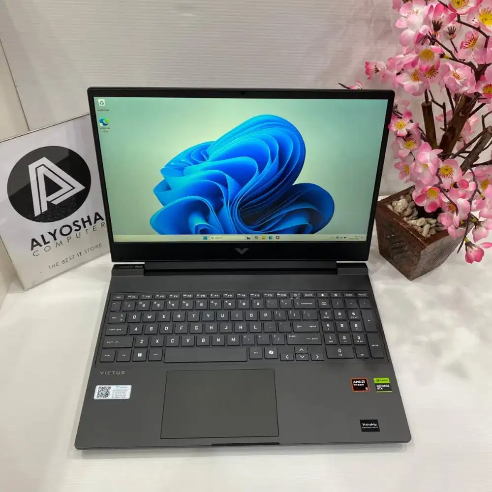 Laptop HP Gaming Victus 15 FB3150AX Ryzen 5-240 16GB SSD 512GB RTX5050