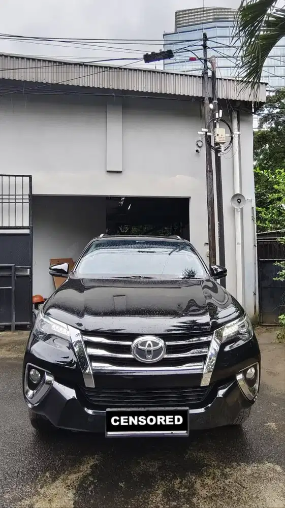 TOYOTA FORTUNER 2019