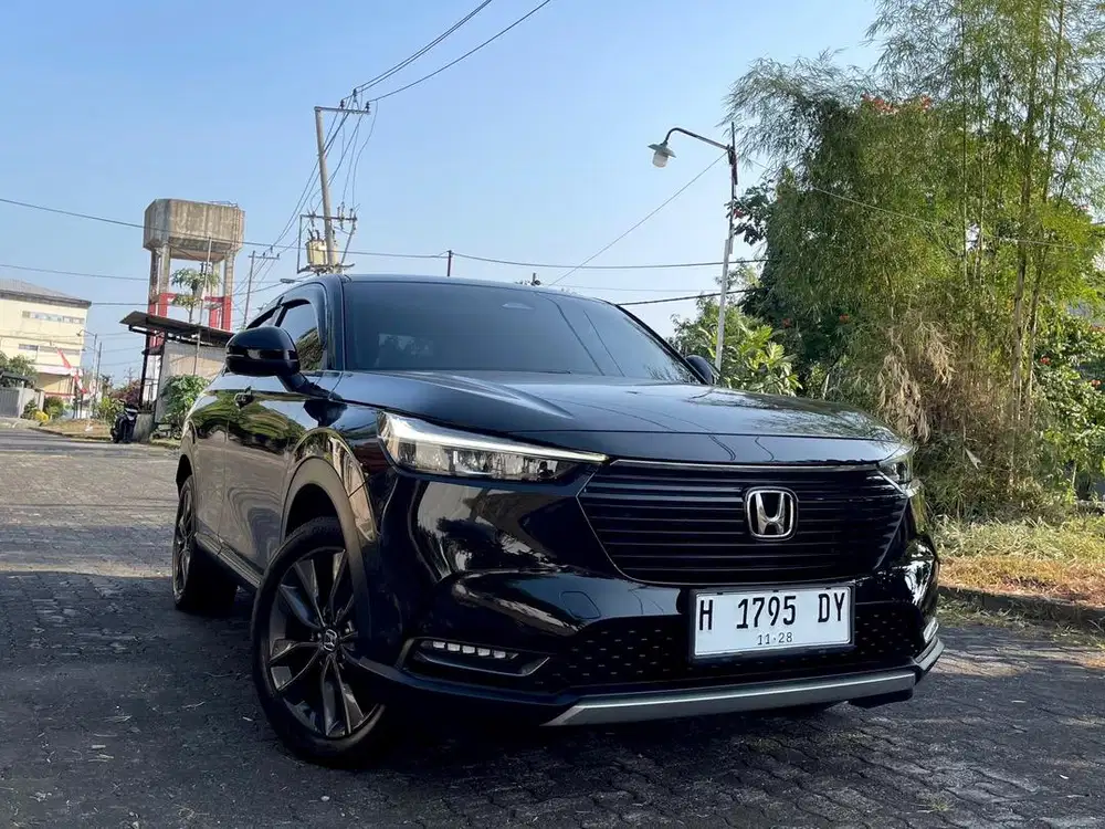 HRV SE 2023 Hitam Matic FULL ORI LOW KM !