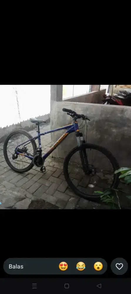 Sepeda gunung Polygon Cascade 2.0 dengan ukuran roda 27.5 inci