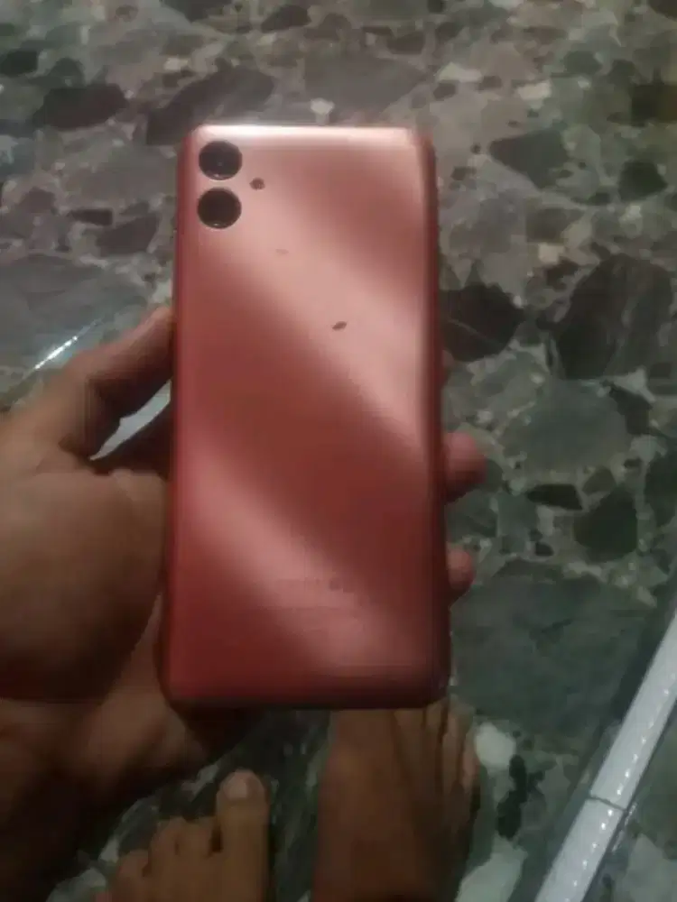 Samsung a04e ram 4/64 hp batangan no .minus