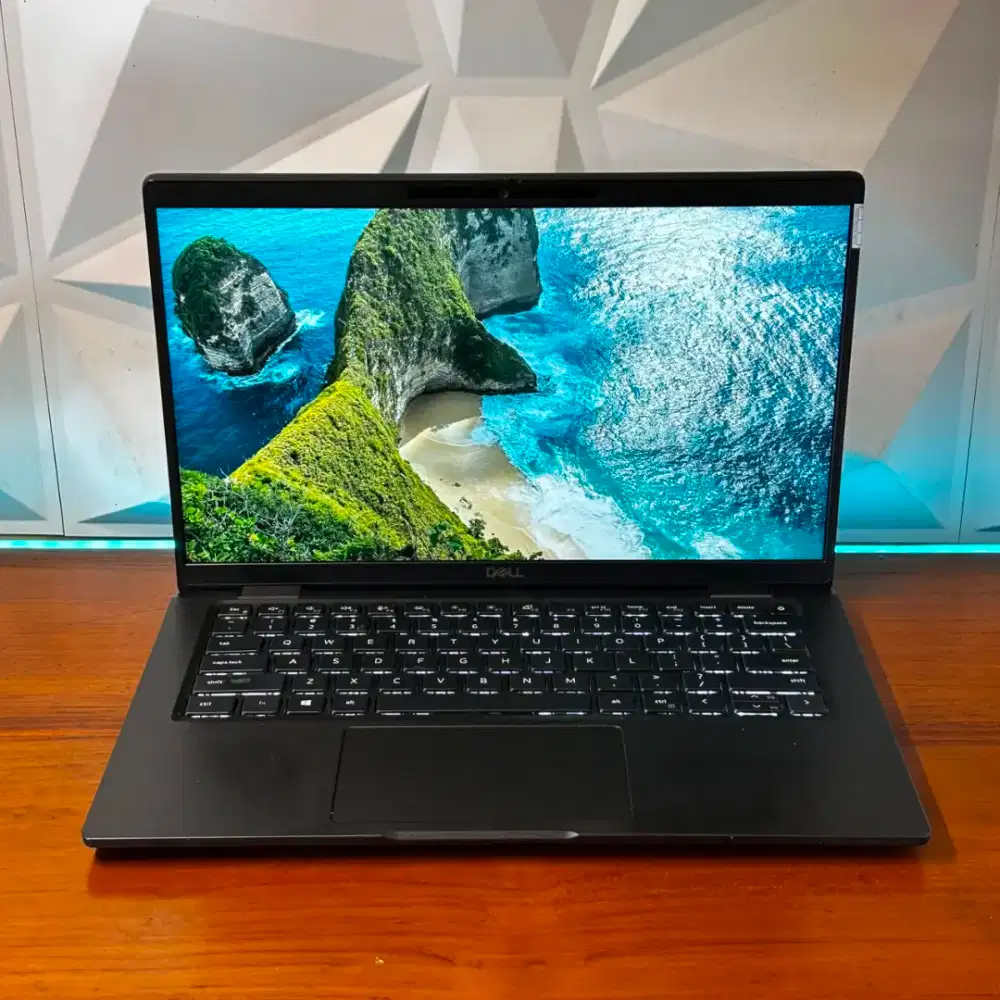 DELL LATITUDE 7320 Carbon
Core i5-1135G7 RAM 16GB SSD 256GB/512GB