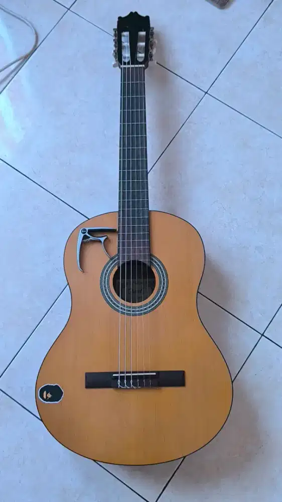 GITAR AKUSTIK GRANDE Nylon