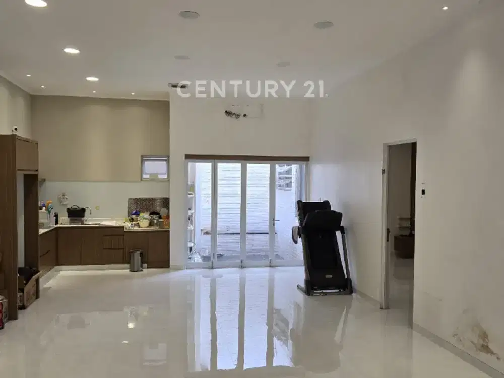 Dijual Rumah Cantik  Di Cluster Ifolia 2. Harapan Indah Bekasi