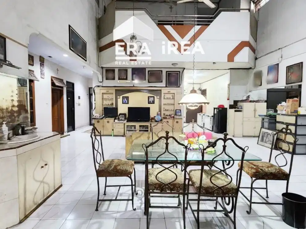 Ruang Usaha + Rumah Dijual di Solo Area Pura Mangkunegaran