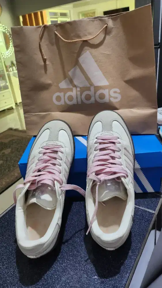 Sepatu adidas no.38