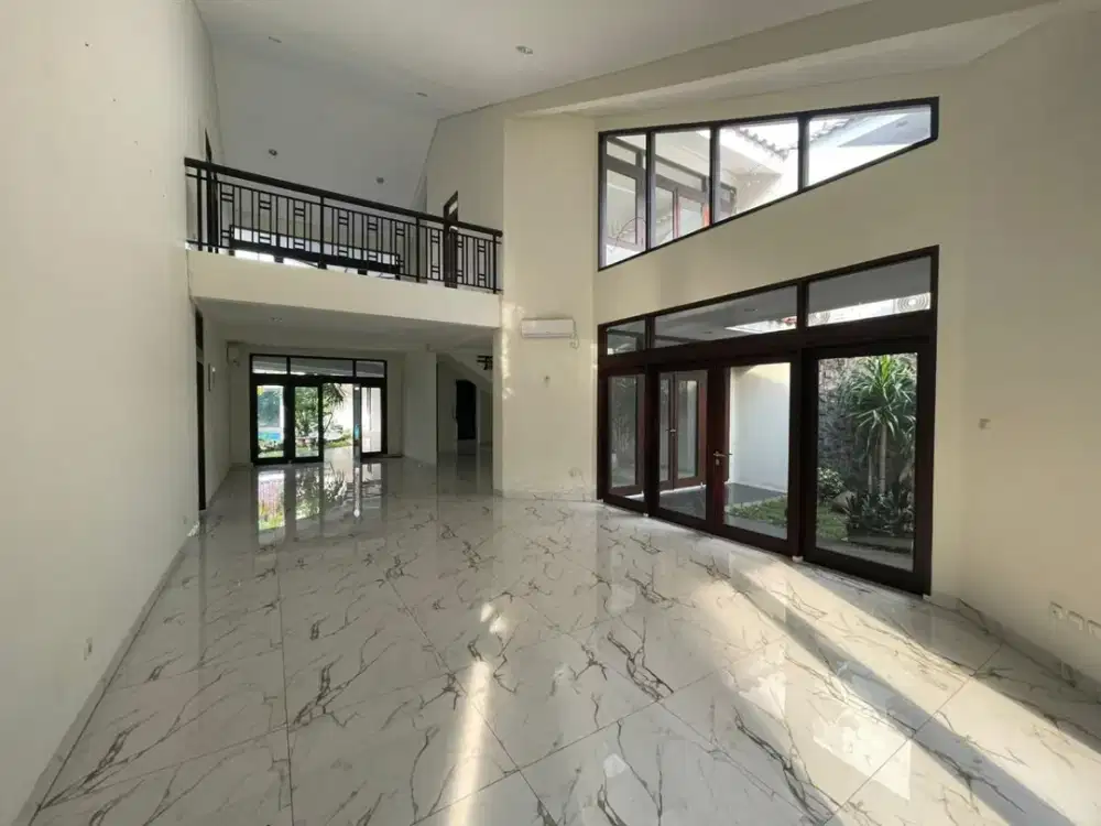 Jual Rumah Mewah Menteng SHM LT 795 m² Baru Renovasi Harga 54 M