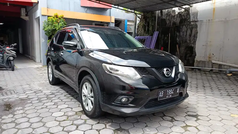 XTRAIL 2.0 Triptonic A/T 2016 - Hitam
