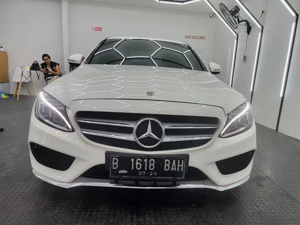Mercedes Benz C200 AT W205 tahun 2018