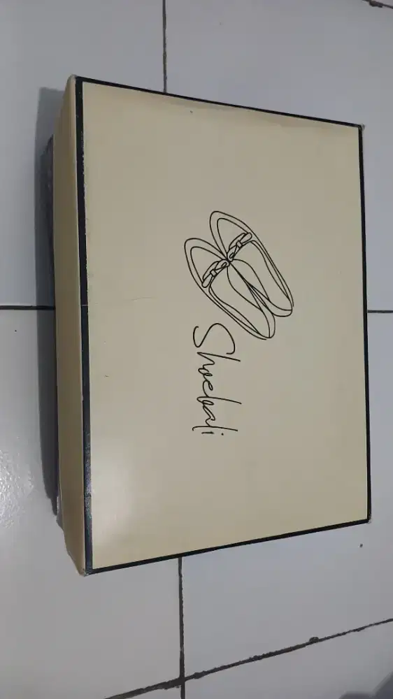 Sepatu Heels Wanita Baru