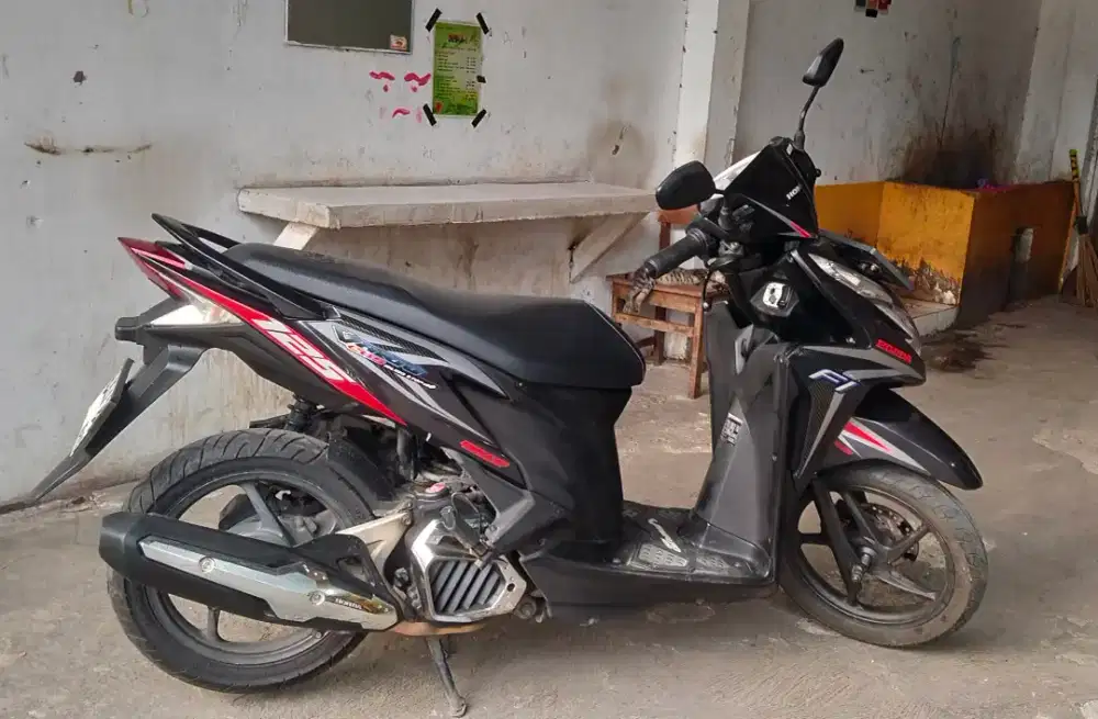 Honda Vario Techno KZR 125 CBS ISS Pajak ON