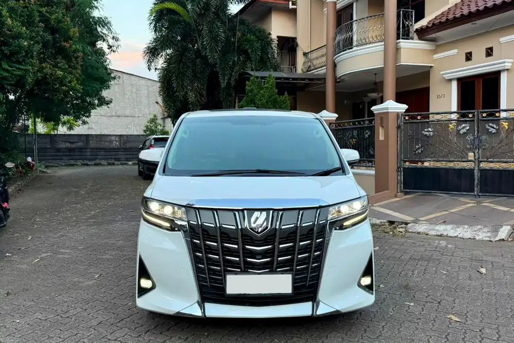 DIJUAL TOYOTA ALPHARD 2018 AUTOMATIC