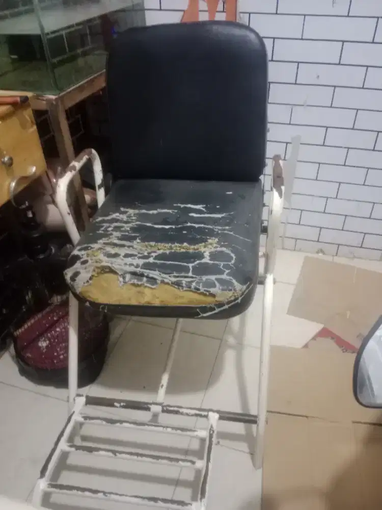 Kursi pangkas rambut