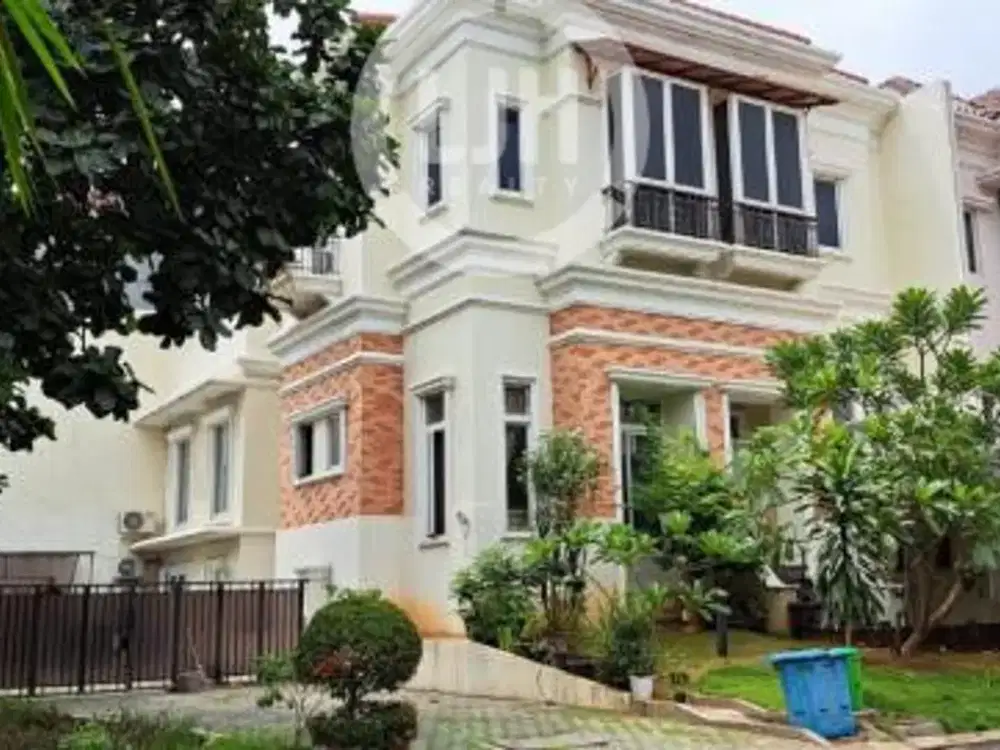 RUMAH DI ROYAL GADING MANSION KELAPA GADING- SEMI FURNISHED RENOVASI BAGUS