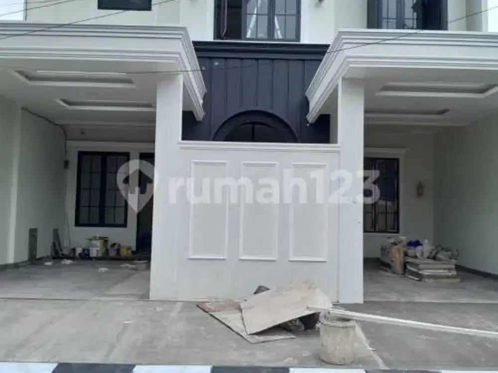 Rumah Cantik Brand New 2 Lantai Lokasi Strategis, Nyaman dan Aman di Nusaloka BSD City, Tangerang Selatan
