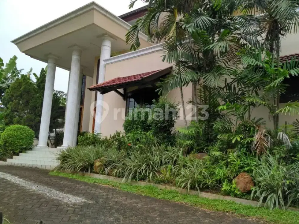 Dijual Rumah Tua Classic Modern Style di Bukit Golf Pondok Indah Jak Sel