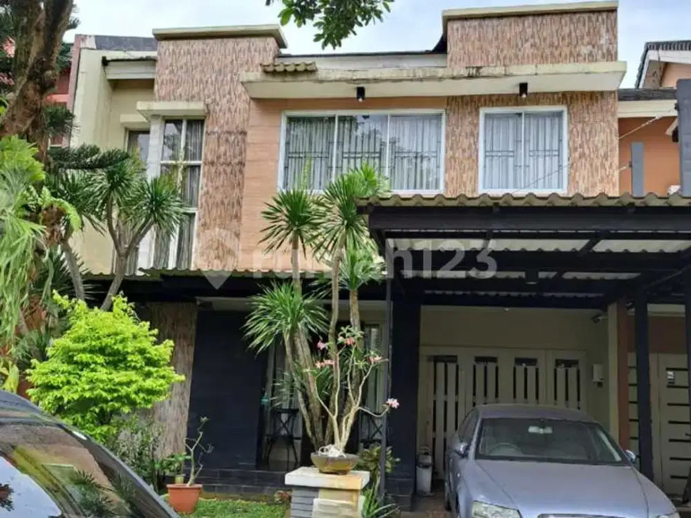 Jual Cepat Rumah Asri Nyaman 2 Lantai Semi Furnished di BSD Delatinos