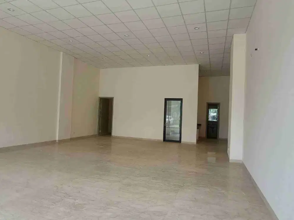 Disewakan Ruko Genova Lokasi Depan Cskung  Jakarta Timur