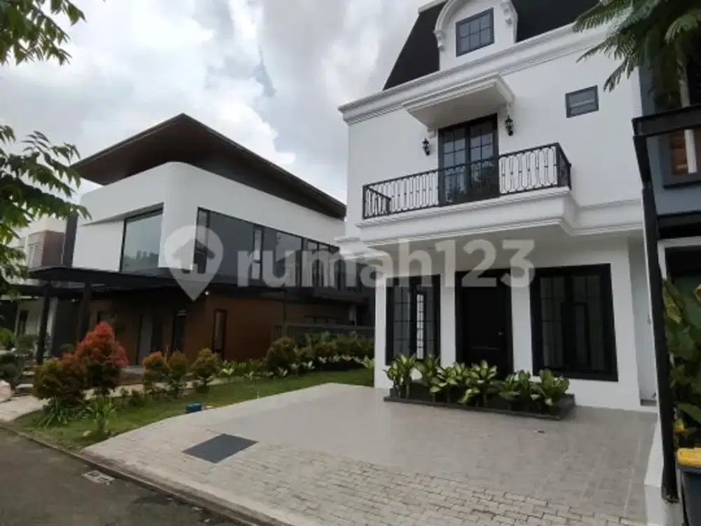 Dijual Rumah American Classic Design Hoek Badan 3 Lantai The Icon BSD City