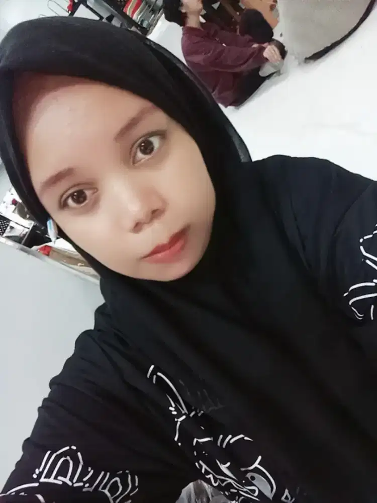 Mencari kerja, info loker jika ada