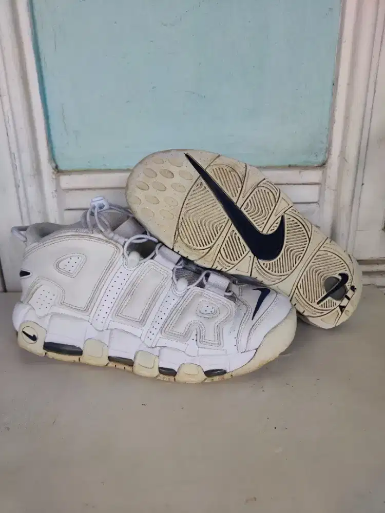 Nike Air More Uptempo.