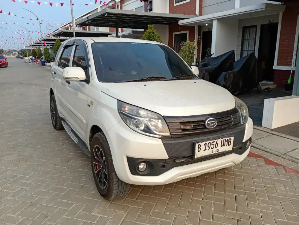 Terios X MT 2015