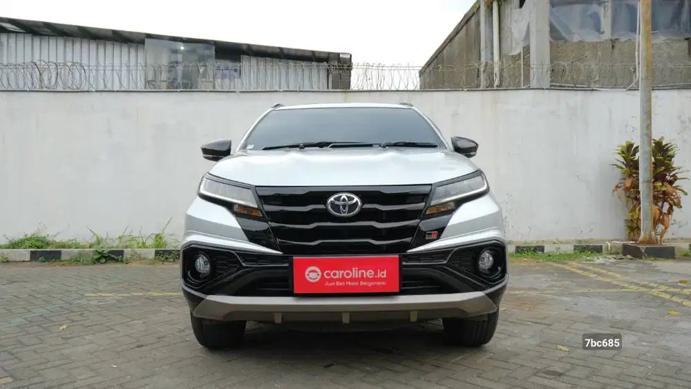 TOYOTA RUSH GR SPORT 1.5 MT 2024 SILVER