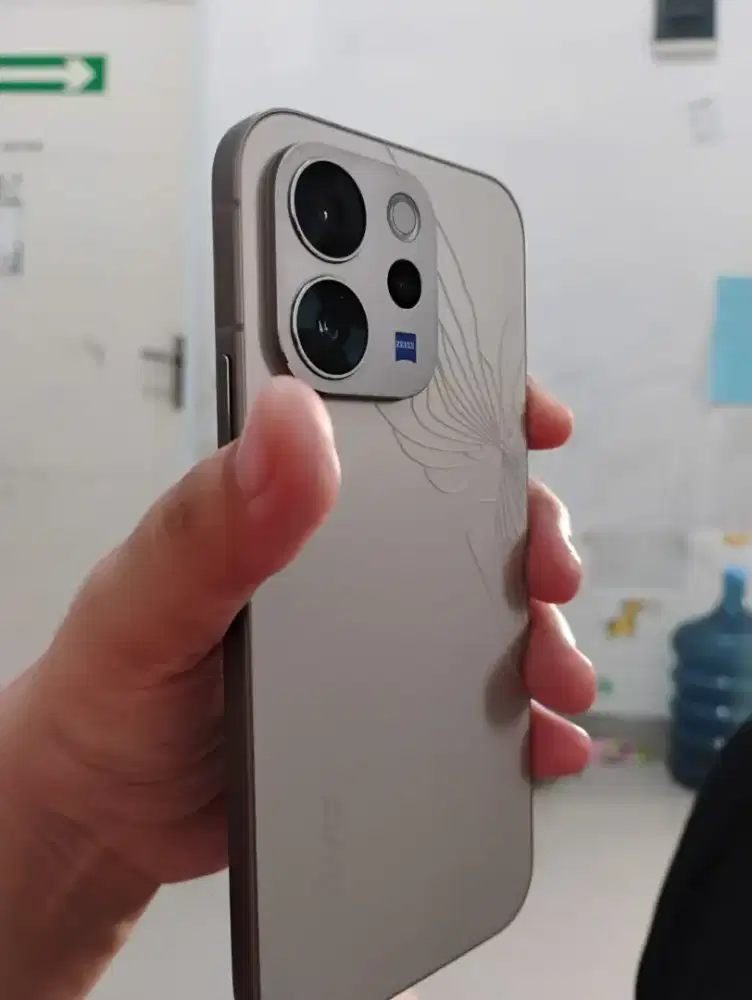 Jual VIVO V70 5G