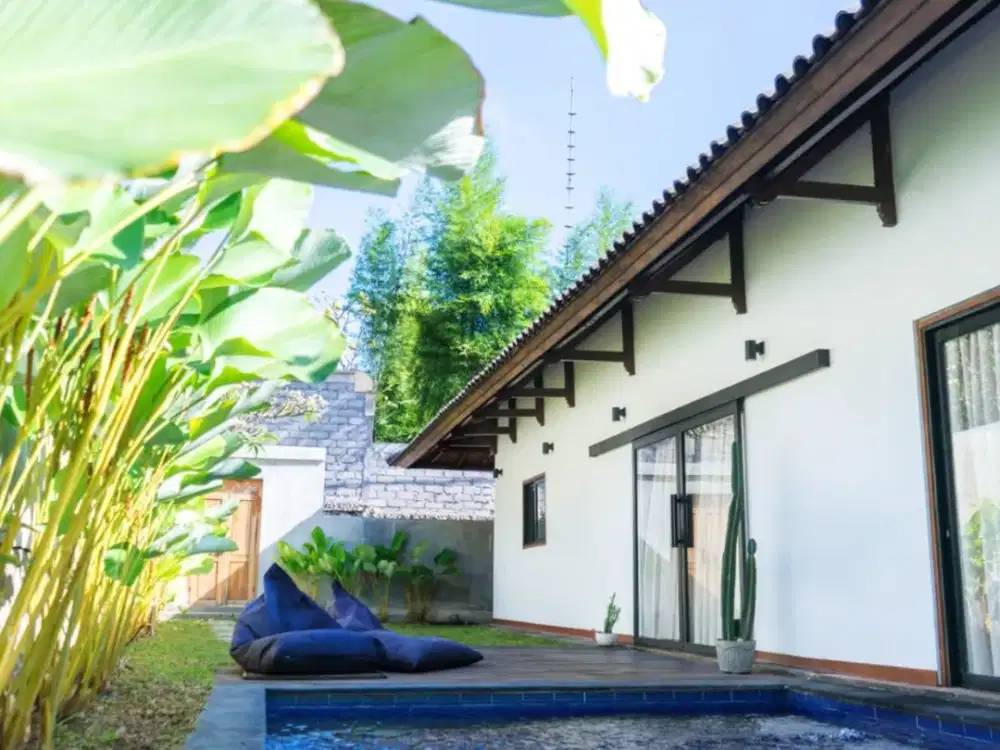 Villa leasehold 2 Bedrooms In Umalas