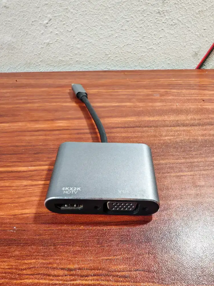 Converter USB Type C ke HDMI VGA 4K Adapter 2 in 1 Bekas Normal