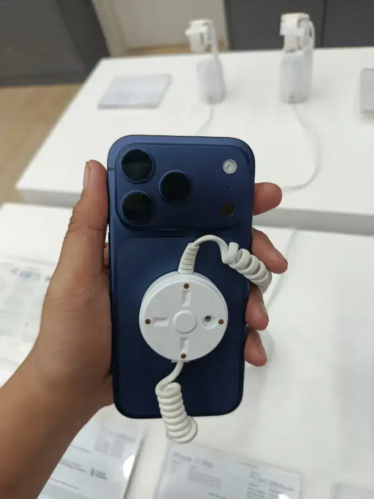 iPhone 17 Pro (Promo cicilan bunga 0%)