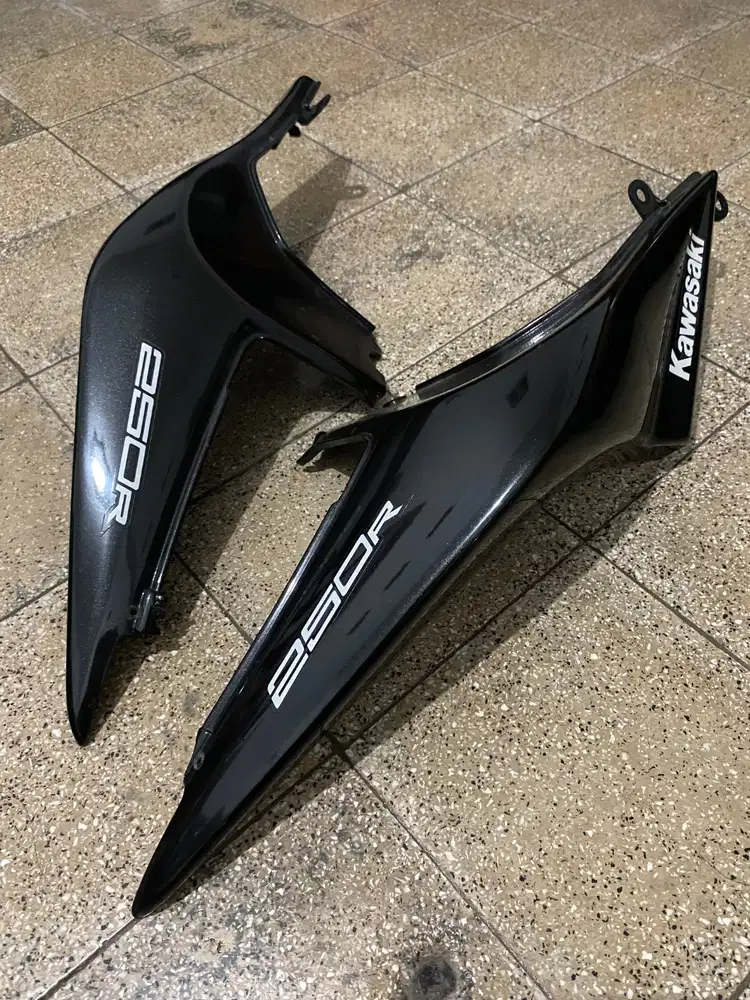 Jual body belakang kawasaki ninja 250 karbu